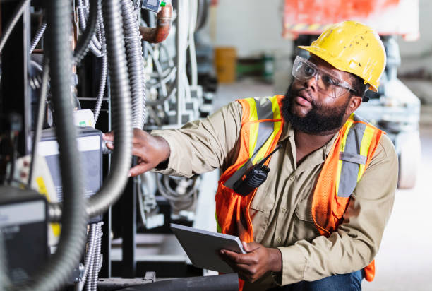 Best Affordable Emergency Electrician  in Rio Pinar, FL