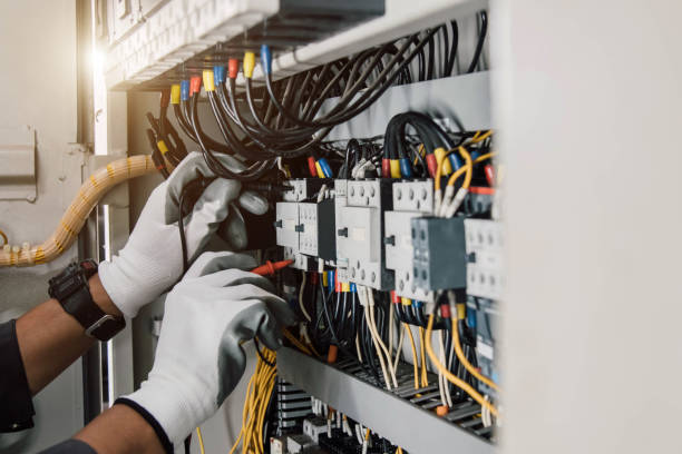 Best Affordable Emergency Electrician  in Rio Pinar, FL
